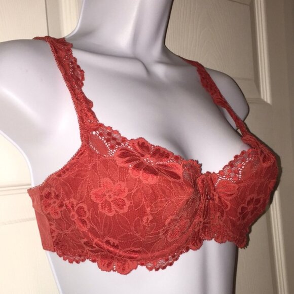Victoria’s Secret Red Floral Lace Bra Size 34C - Picture 2 of 13